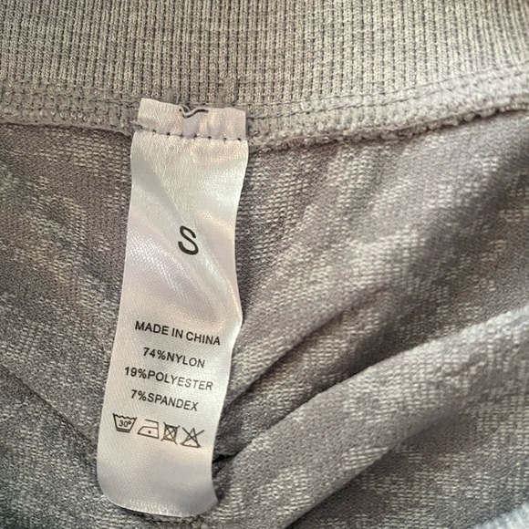 NEW Women’s Leggings, Tummy Control, Size Small - Picture 4 of 4